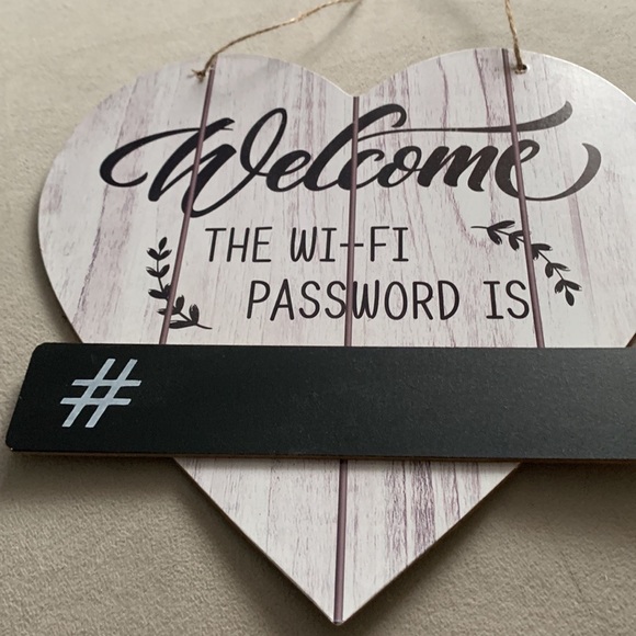 Rustic wooden sign to share your HOME or BUSINESS WIFI password - Picture 7 of 10